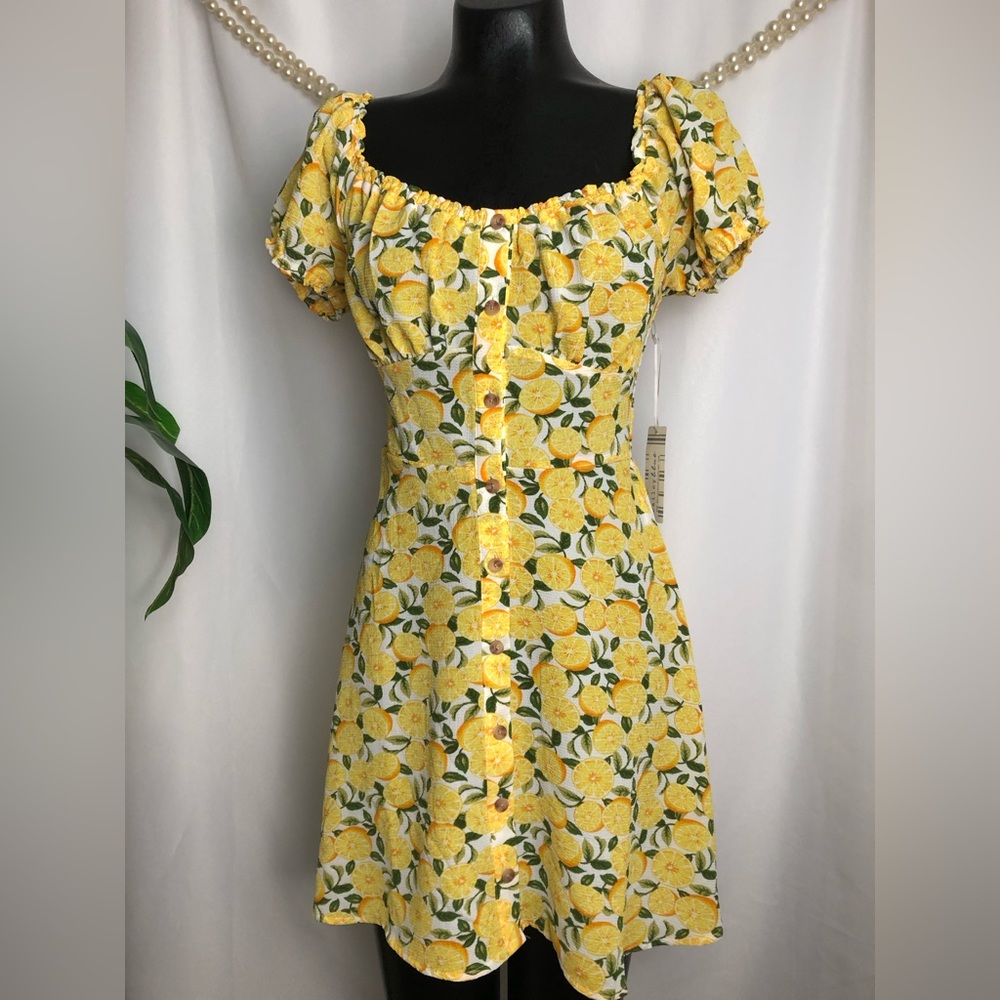 Bailey Blue | Puff Sleeve Lemon Dress